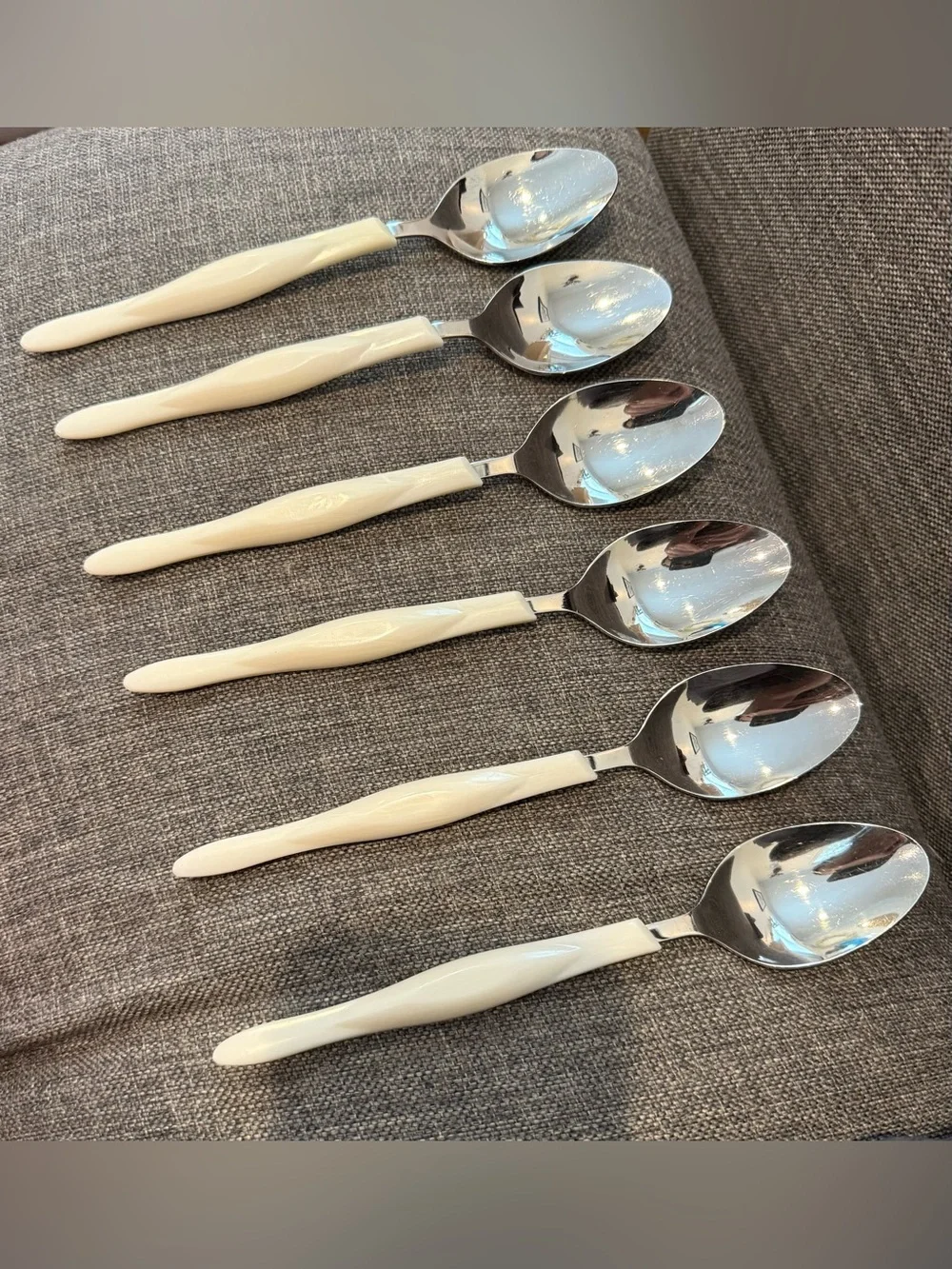 Cutco White Pearl 8” Soup Table Spoons Set of 6 Discontinued Flatware